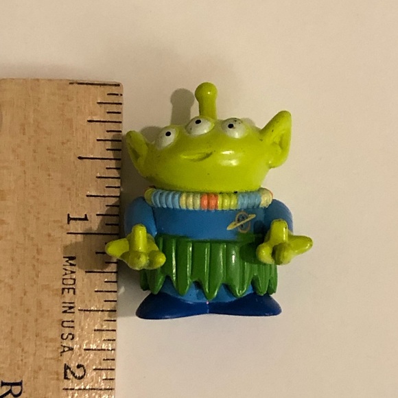 Toy Story Hawaiian Vacation Alien - Picture 4 of 4